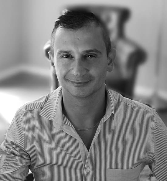 Ange Tranchida- La Pirogue Agence de communication pour une transition éclairée